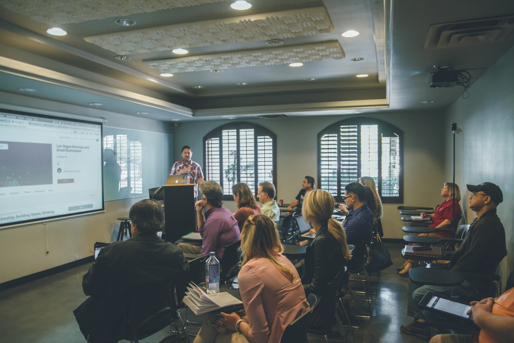 Applications of AI Interviewers in Educational Research